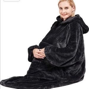 Bobor Blanket Hoodie Dark Gray, Adult